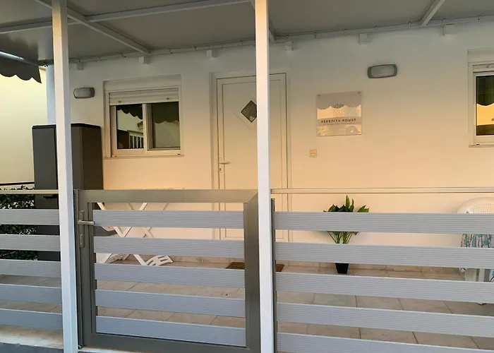 Serenity House Ferienhaus *