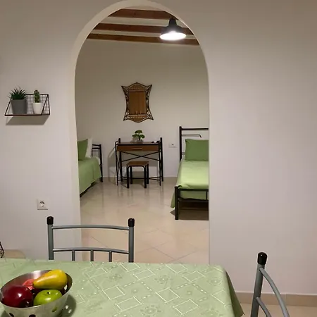 Holiday home Serenity House *