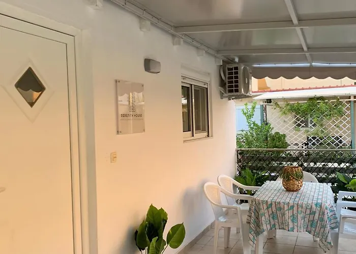 Serenity House * Фалираки